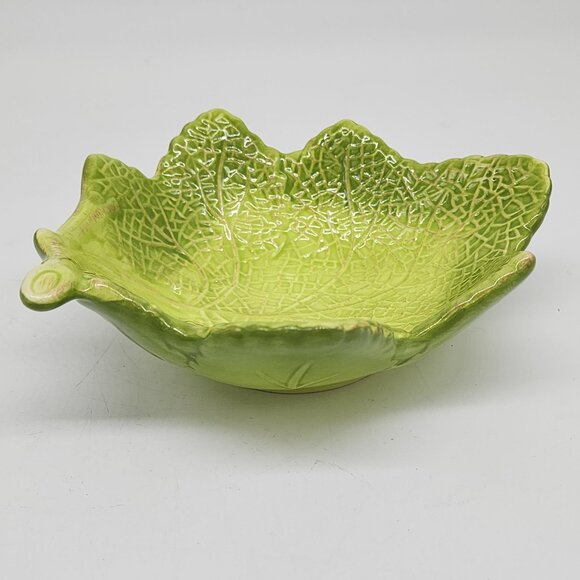 Green Leaf-Shaped Ceramic Bowl By Gates Ware - Picture 6 of 8